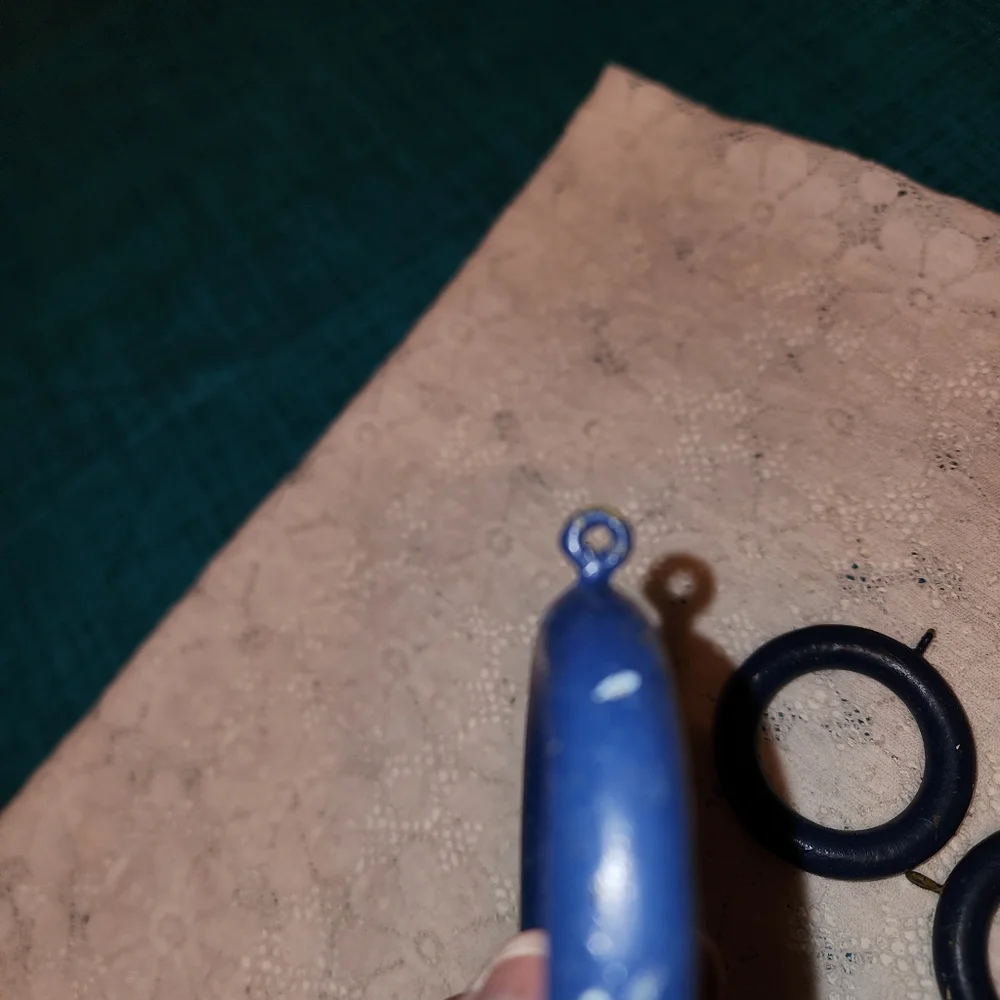 40 wood curtain hooks Mostly Blue w/screw hooks to hang drapes or for Crafting